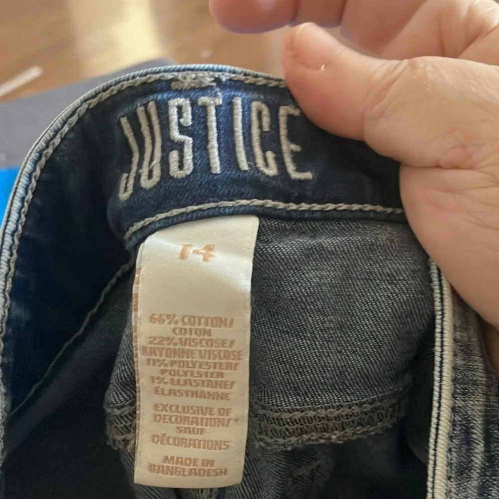FINAL MARKDOWN Girls justice Distressed Denim Shorts 14